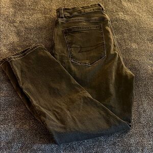 American Eagle Outfitters Women's Black High Rise Cropped Jeans